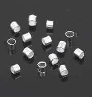 Klemperle - crimp. "Rør". Forsølvet. 1.5 mm. 1 g = 150 stk.